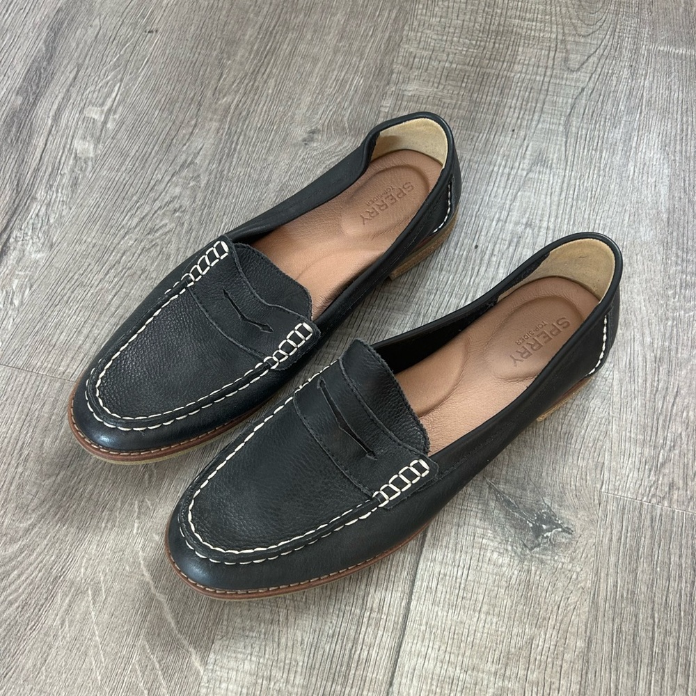 NWOT Sperry Top Sider Women's Classic Black Loafers GREAT CONDITION